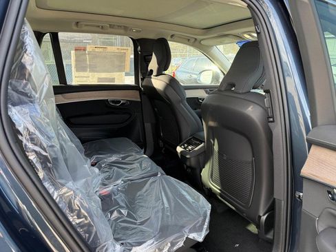 New 2026 Volvo XC90 B6 Plus w/ Protection Package image 6