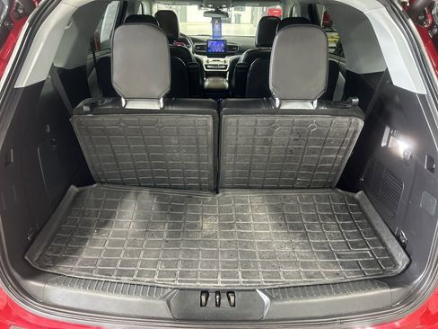 Used 2021 Ford Explorer XLT w/ Equipment Group 202A image 42