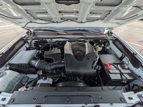 Used 2021 Toyota Tacoma TRD Sport w/ TRD Premium Sport Package image 27