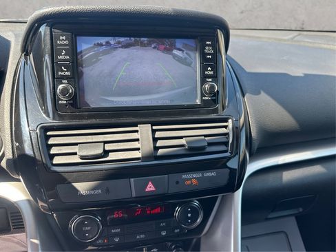 Used 2024 Mitsubishi Eclipse Cross ES AWD/4WD image 32