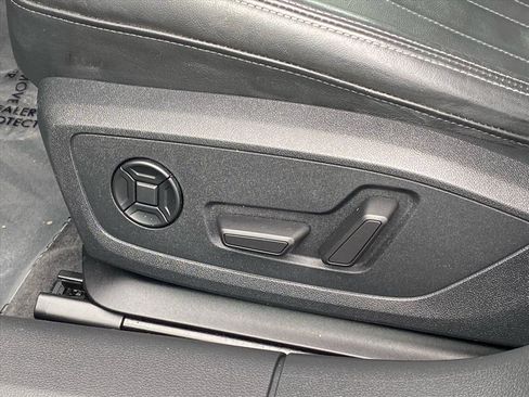 Used 2023 Audi A6 2.0T Premium w/ Convenience Package image 13