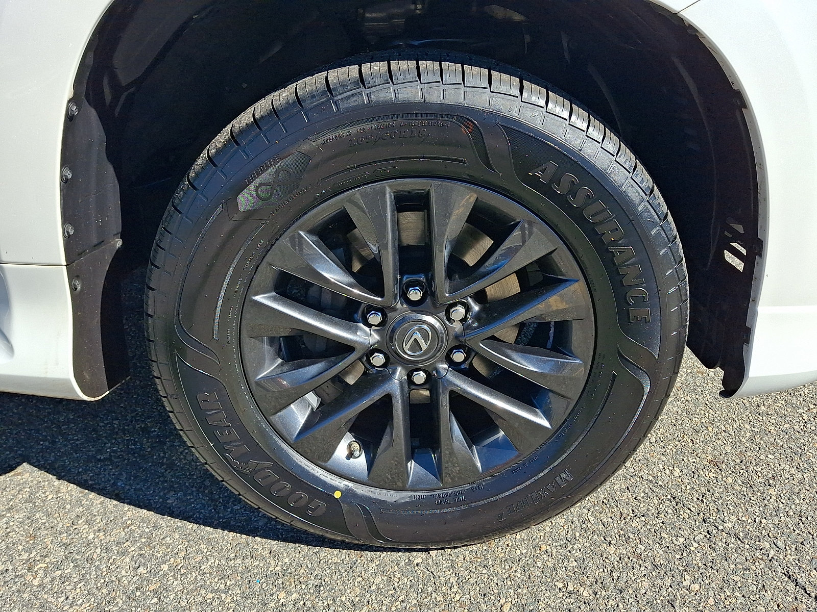 Certified 2023 Lexus GX 460 Premium w/ Premium Package AWD/4WD image 9