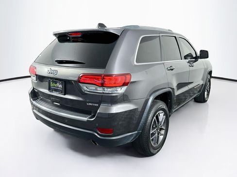 Used 2020 Jeep Grand Cherokee Limited AWD/4WD image 9