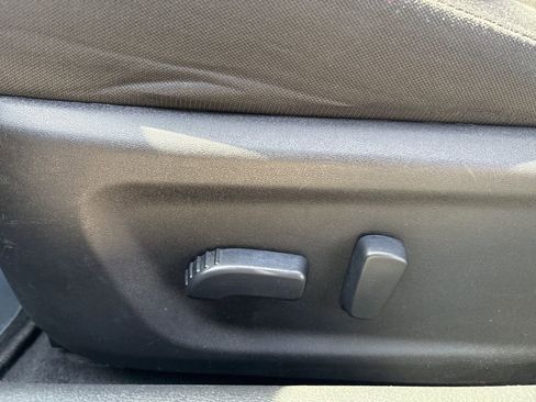 Used 2024 Nissan Altima 2.5 SV image 16