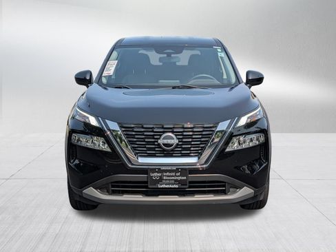 Used 2023 Nissan Rogue SV AWD/4WD image 2