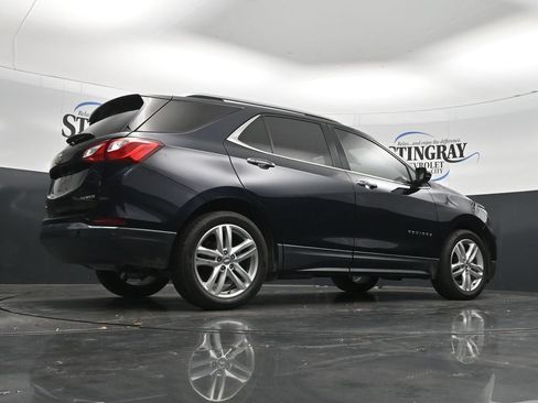 Used 2021 Chevrolet Equinox Premier FWD image 32
