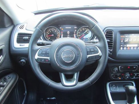 Used 2018 Jeep Compass Latitude w/ Popular Equipment Group image 31