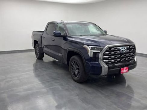 Used 2023 Toyota Tundra Platinum AWD/4WD image 8