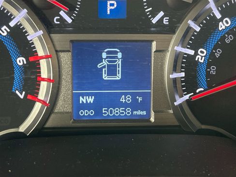 Used 2018 Toyota 4Runner SR5 image 12