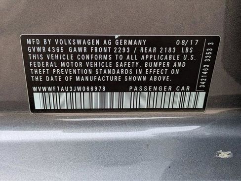 Used 2018 Volkswagen Golf 4-Door image 16