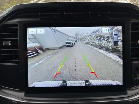 Certified 2022 Ford F150 XLT w/ Equipment Group 302A High image 22