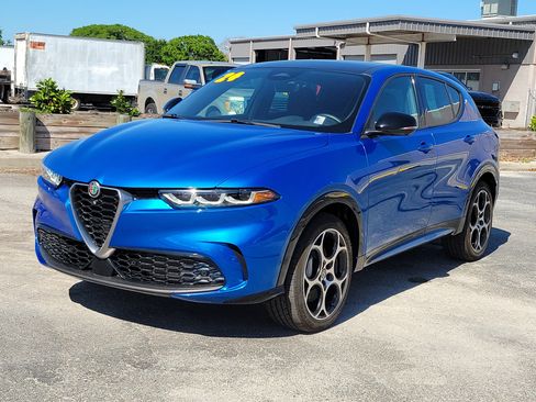 Used 2024 Alfa Romeo Tonale Ti AWD/4WD image 3