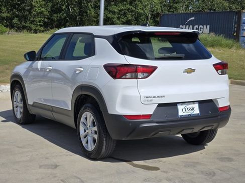 Used 2022 Chevrolet TrailBlazer LS FWD image 6