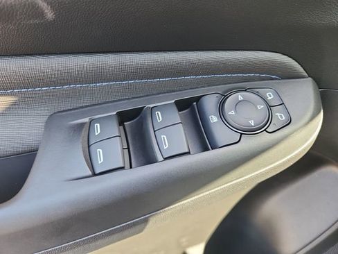 New 2026 Buick Envista Sport Touring FWD image 19