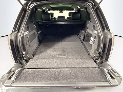 New 2026 Land Rover Range Rover Long Wheelbase SE AWD/4WD image 30