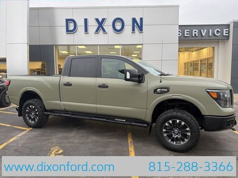 Used 2018 Nissan Titan PRO-4X image 1