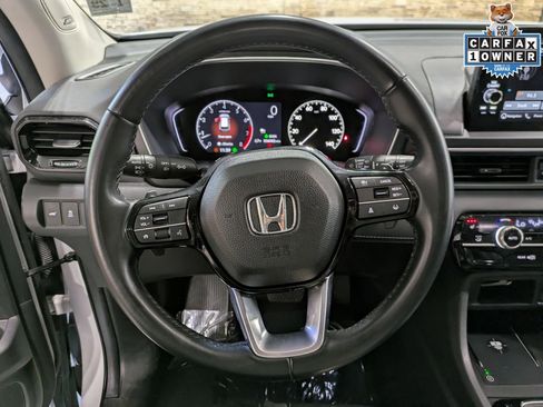 Used 2024 Honda Pilot Touring image 18