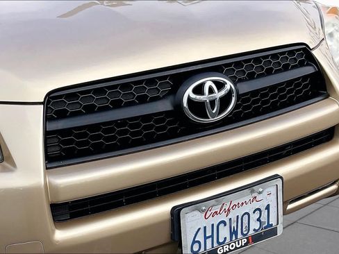 Used 2009 Toyota RAV4 2WD image 27