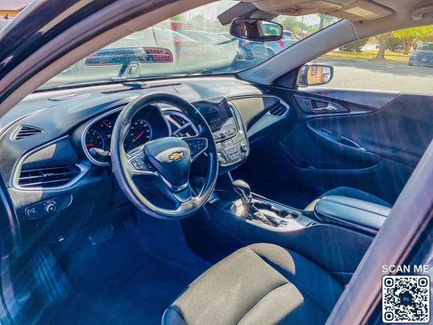 Used 2023 Chevrolet Malibu LT FWD image 25