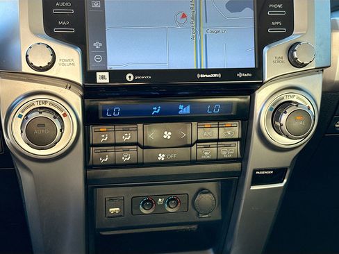 Used 2021 Toyota 4Runner Limited image 33