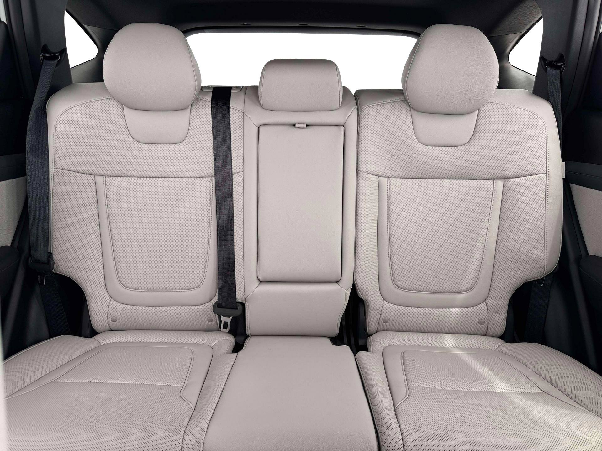 New 2026 Hyundai Tucson Limited FWD image 16