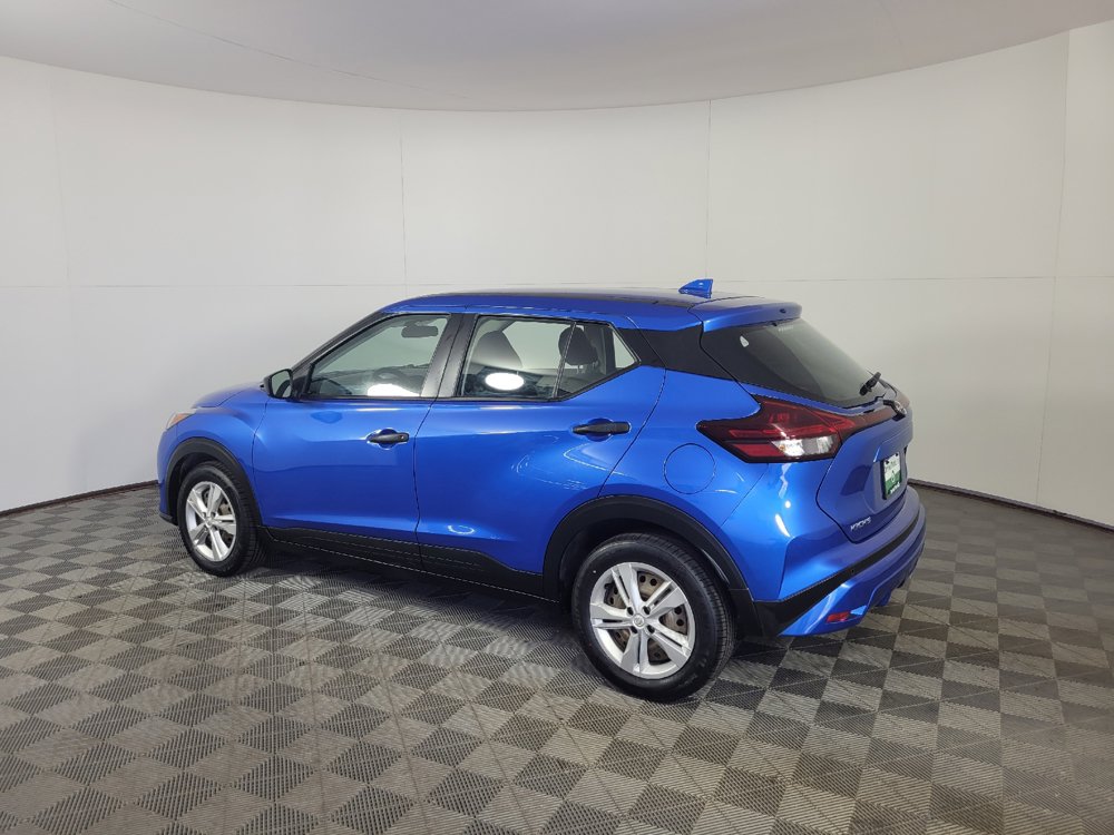 Used 2024 Nissan Kicks S FWD image 3