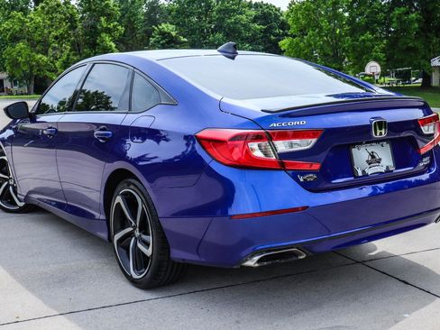 Used 2021 Honda Accord Sport image 18