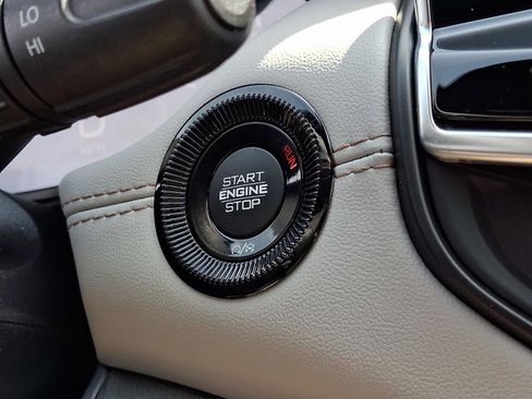 Certified 2024 Jeep Compass Limited AWD/4WD image 22