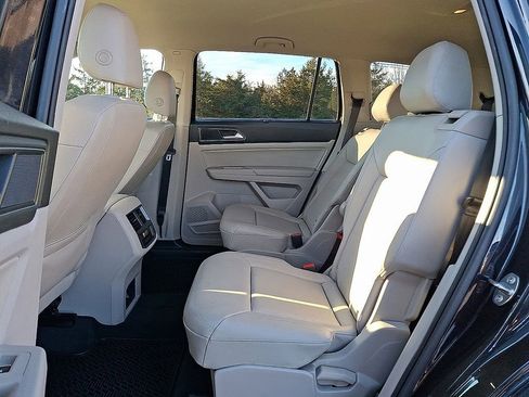 Used 2019 Volkswagen Atlas SE image 13