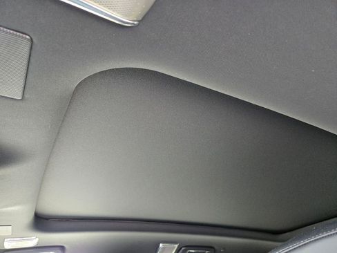 Certified 2026 Cadillac Vistiq Sport w/ LPO, Floor Liner Package image 9