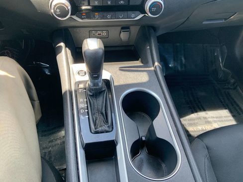 Used 2022 Nissan Altima 2.5 SV FWD image 24