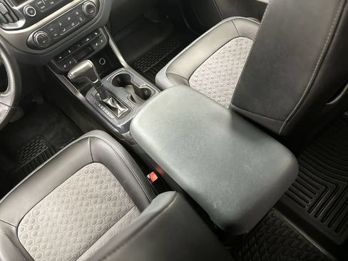 Used 2016 Chevrolet Colorado Z71 AWD/4WD image 24