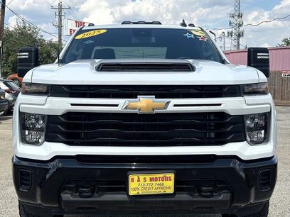 Used 2025 Chevrolet Silverado 2500 Custom w/ Custom Value Package