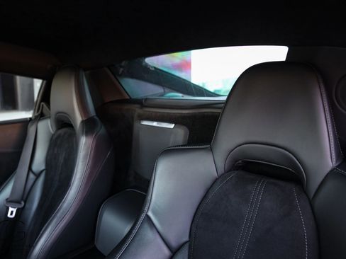 Used 2017 Acura NSX Coupe 2D image 32