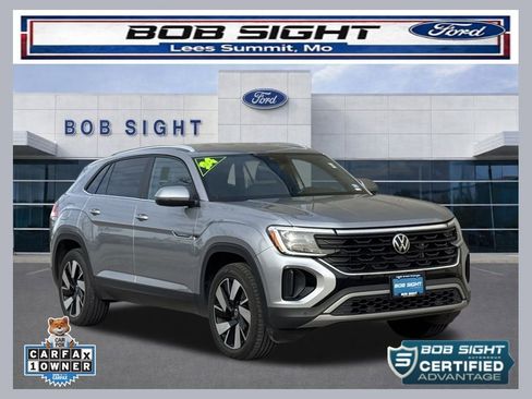 Used 2024 Volkswagen Atlas Cross Sport SE image 1