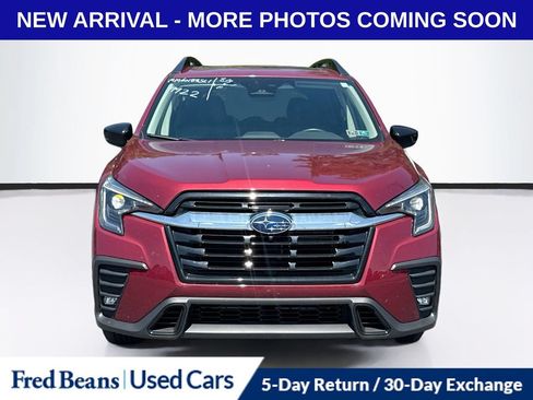 Used 2025 Subaru Ascent Limited AWD/4WD image 2
