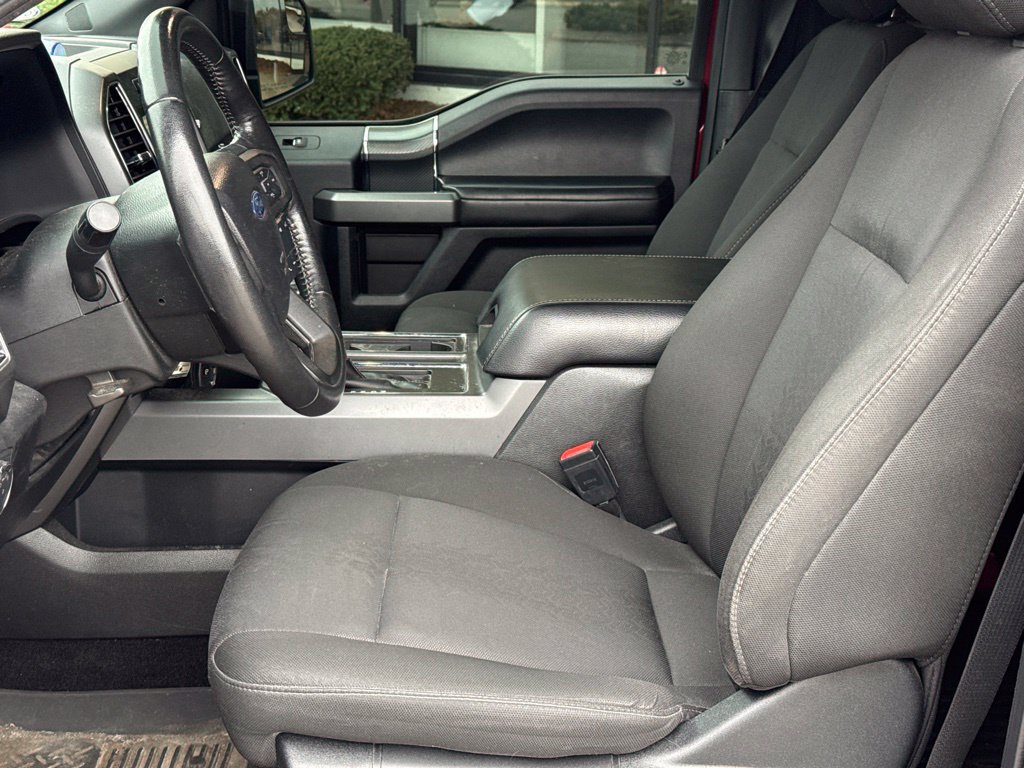 Used 2018 Ford F150 XLT w/ Equipment Group 302A Luxury AWD/4WD image 15