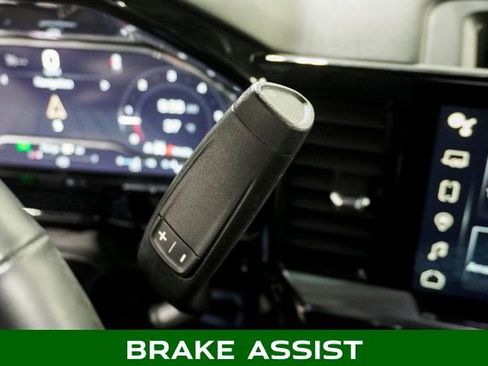 Used 2024 GMC Sierra 1500 Elevation image 20