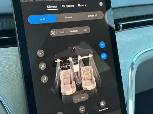 New 2025 Volvo EX90 Plus image 22