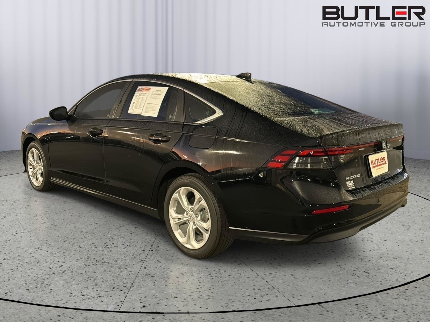 Used 2025 Honda Accord LX image 4