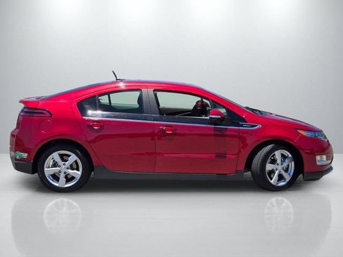 Used 2014 Chevrolet Volt FWD image 3