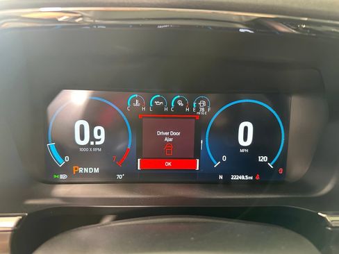 Used 2022 Ford F150 Lariat w/ Equipment Group 502A High AWD/4WD image 26