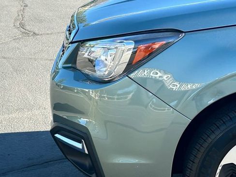 Used 2018 Subaru Forester 2.5i Limited AWD/4WD image 12