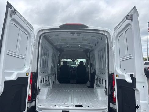 Used 2023 Ford Transit 350 Medium Roof AWD image 30