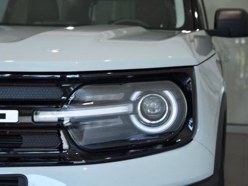 Used 2022 Ford Bronco Sport Outer Banks w/ Tech Package AWD/4WD image 7