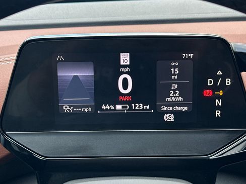 Certified 2022 Volkswagen ID.4 Pro S w/ Gradient Package image 25