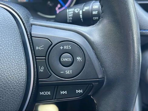 Used 2022 Toyota RAV4 XSE AWD/4WD image 23