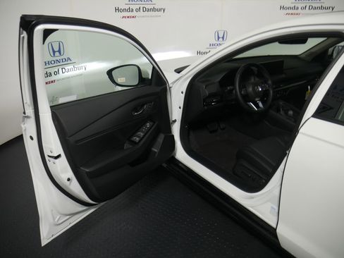 New 2026 Honda Accord Touring image 11