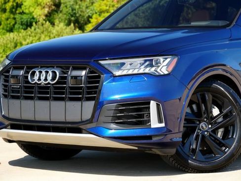 Used 2021 Audi Q7 3.0T Prestige w/ Prestige Package AWD/4WD image 19