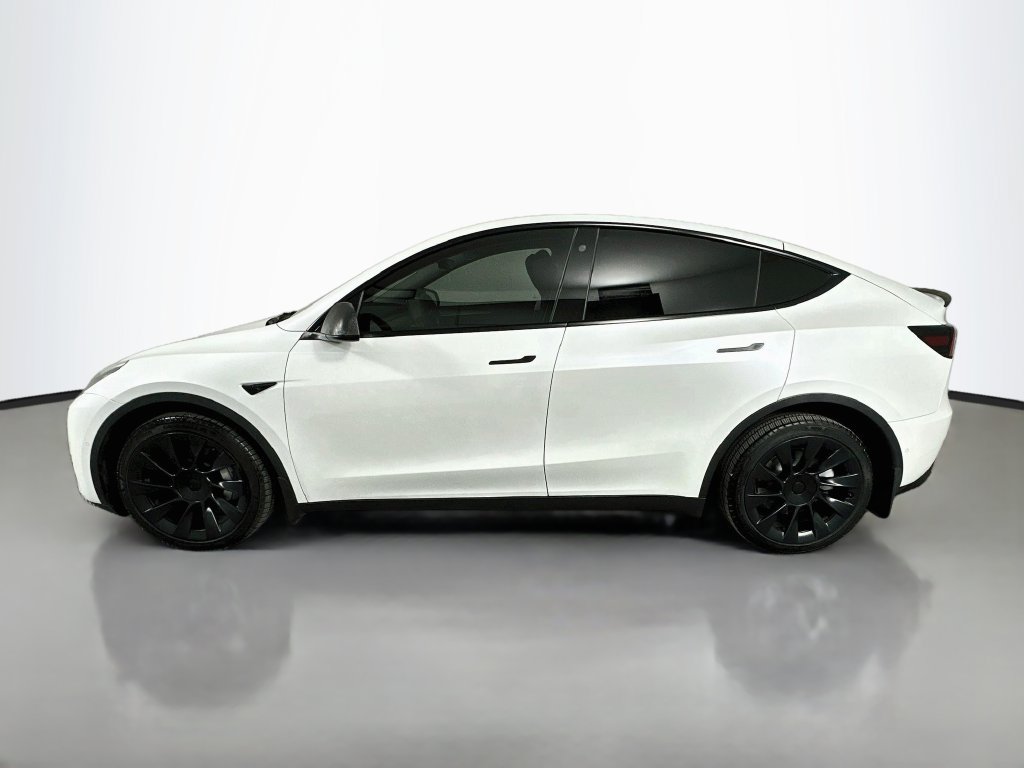Used 2022 Tesla Model Y Long Range AWD/4WD image 8